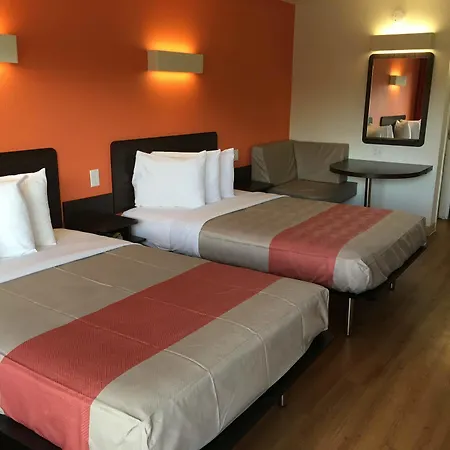 Rodeway Inn Baltimore - Inner Harbor South-3